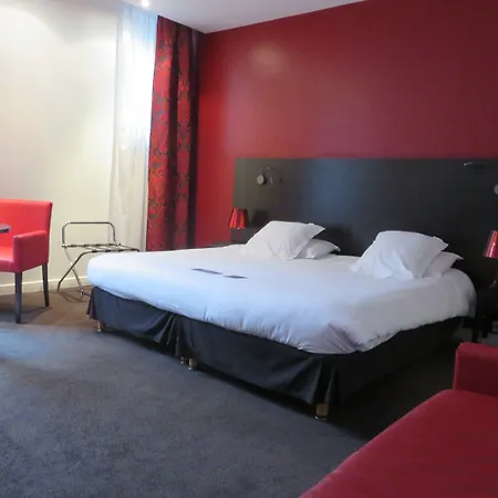 Les 3 Vallees Hotel 4*