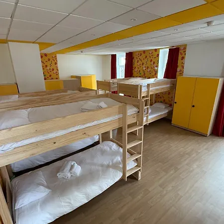 Les 3 Vallees 4*