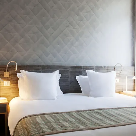 Hotel Les 3 Vallees 4*