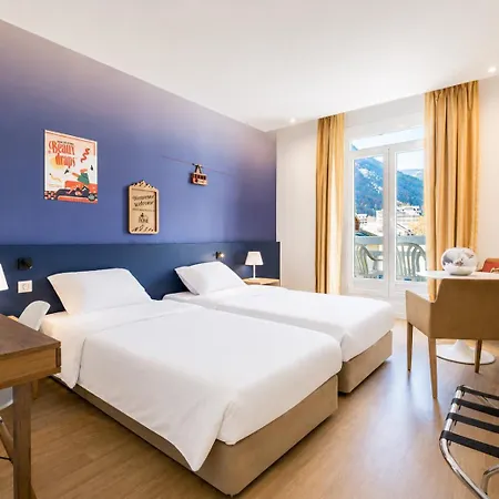 Ξενοδοχείο Les 3 Vallees 4*