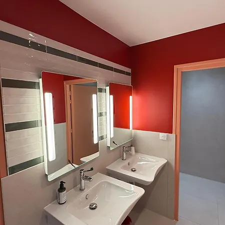 Les 3 Vallees Hotel